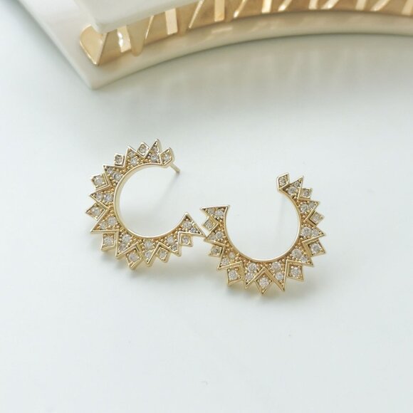 Alicia Bonnie Sunburst Gold White Crystal Stud Earrings - Picture 4 of 4